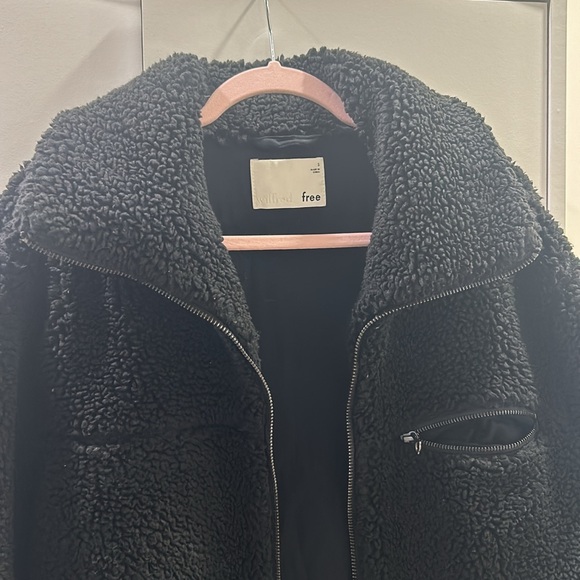 Wilfred free Teddy coat size small aritzia - Picture 2 of 3